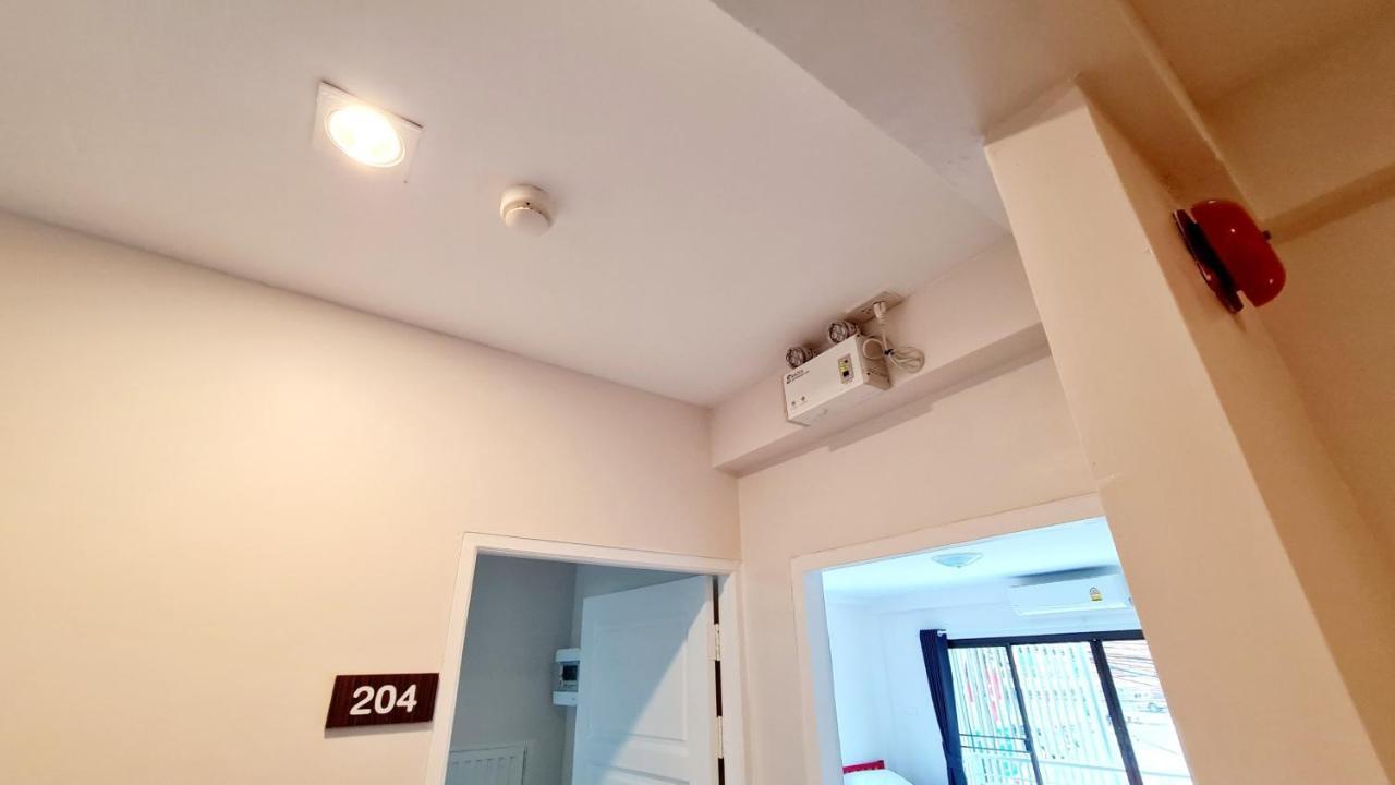 Tp House@Naka Daire Phuket Dış mekan fotoğraf